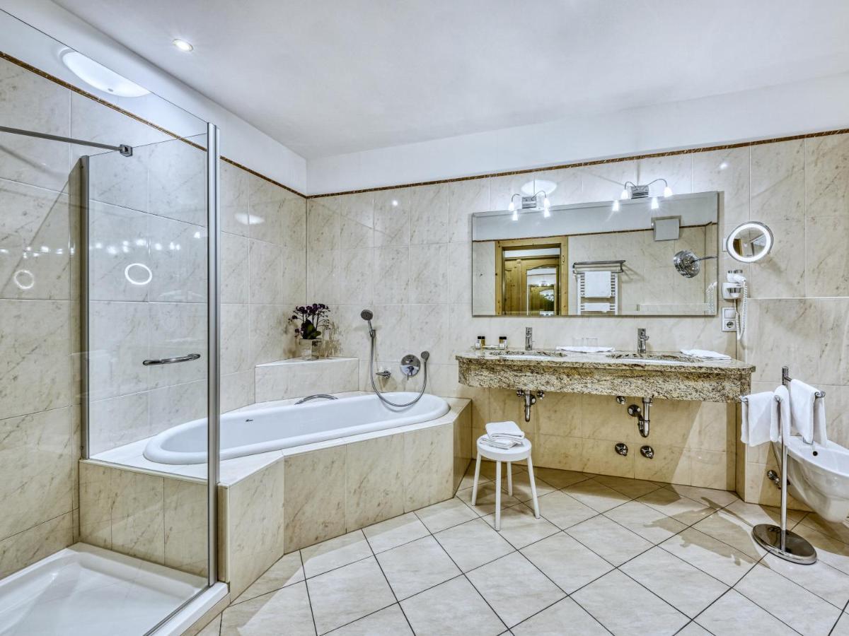 Hotel Traubenheim Tirolo Zewnętrze zdjęcie